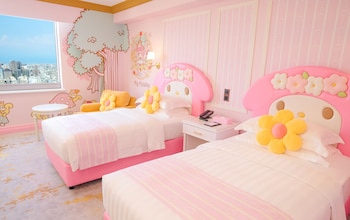 My Melody Superior Twin