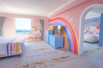 Hello Kitty Family Suite-Sea View