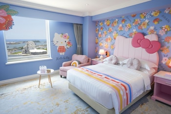 Hello Kitty Family Suite-Sea View
