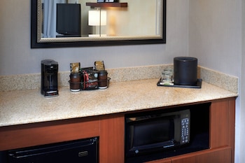 Suite, 1 Bedroom (Hearing Accessible)