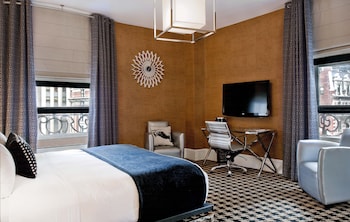 Deluxe Room, 1 King Bed