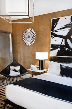 Superior Room, 1 Queen Bed