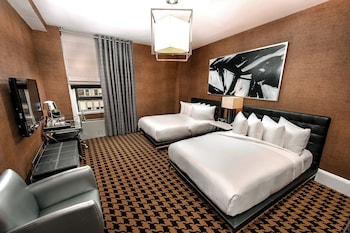 Deluxe Room, 2 Double Beds