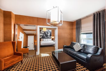 Junior Suite, 1 King Bed with Sofa bed