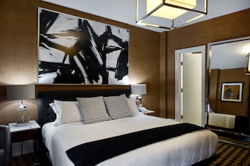 Deluxe Room, 1 King Bed