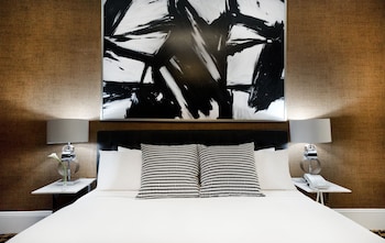 Deluxe Room, 1 King Bed