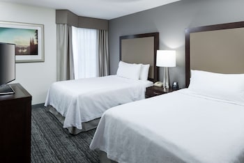 Suite, 2 Double Beds, Accessible (Mobility & Hearing, Roll-in Shower)