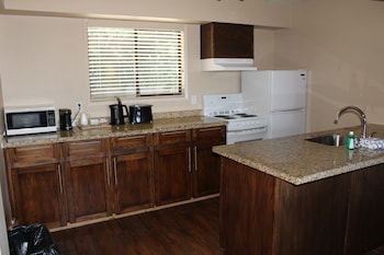 Premier Studio Suite, 2 Queen Beds, Non Smoking, Ocean View