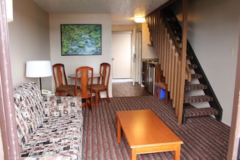 Superior Studio Suite, 2 Queen Beds, Non Smoking, Ocean View