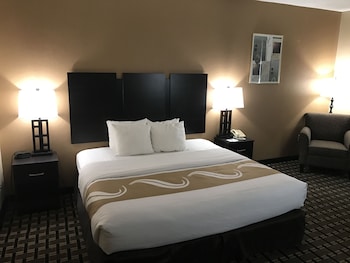 Standard Room, 1 King Bed, Non Smoking