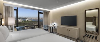 Family Suite, 2 Bedrooms, Kitchen (Executive)