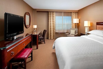 Room, 1 King Bed, Mobility Accessible, Non Smoking (Bathtub W/grab Bars)