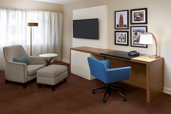 Executive Room, 1 King Bed, Executive Level