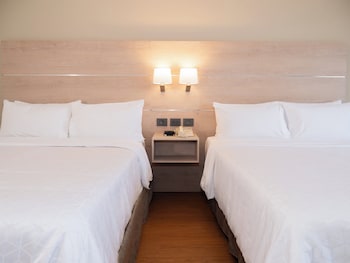 Standard Room, 2 Queen Beds