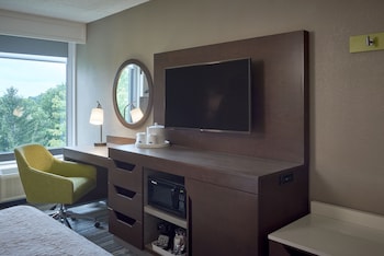 Superior Studio, 2 Queen Beds, Accessible (Hearing)
