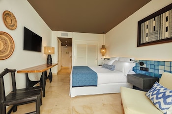 Double Room, Balcony (2 Adults + 1 Child)
