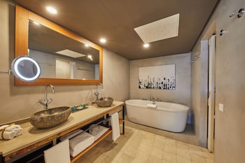 Junior Suite, Ocean View (Preferred Club, 1 Person)