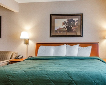 Standard Room, 2 Queen Beds, Non Smoking