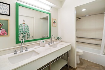 Classic Double Room, Mobility Accessible