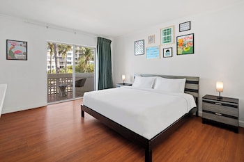 Suite, 1 Bedroom, Balcony, Bay View (King)