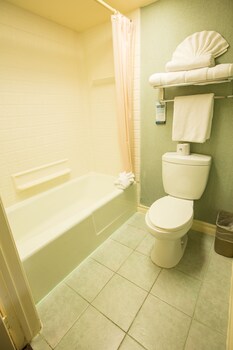 Family Duplex, 2 Bathrooms