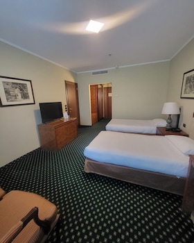Superior Double Room Single Use, 2 Twin Beds