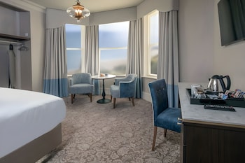 Premium Room, 1 King Bed, Sea View