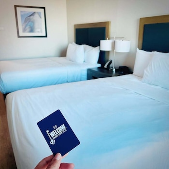 Standard Room, 2 Queen Beds