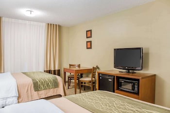 Standard Room, 2 Queen Beds, Non Smoking