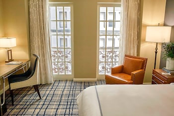 Deluxe Room, 1 King Bed