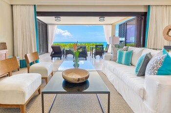 Suite (Beach House)