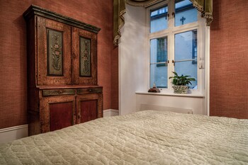 Captains Suite - One bedroom