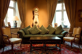 Captains Luxury Suite