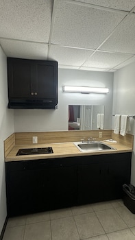 Standard Room, 2 Double Beds, Smoking, Kitchenette