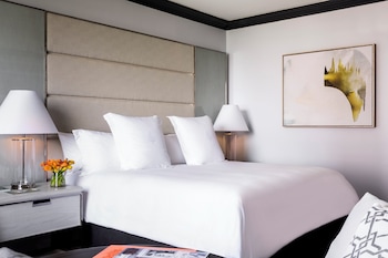Premier Room, 2 Double Beds, City View