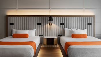 Superior Room, Corner Balcony with 2 Queen Beds, City View