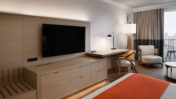 Standard Suite, 1 Bedroom, Balcony, City View
