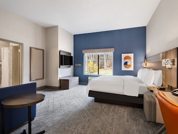 Suite, 1 King Bed