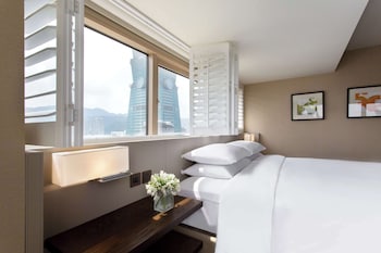 Grand Executive View Suite