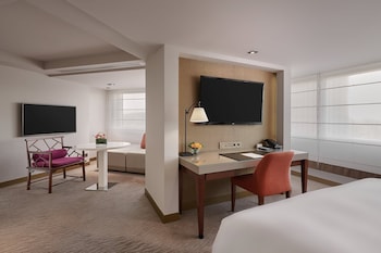 Premium Studio, 1 King Bed