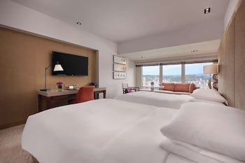Deluxe Room, 2 Twin Beds