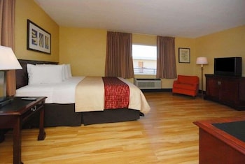 Deluxe Room, 1 King Bed, Accessible, Non Smoking (Mobility Accessible)