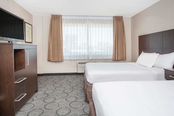 Room, 2 Queen Beds, Non Smoking