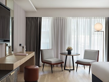 Junior Suite with Pool