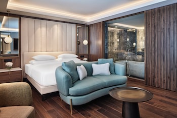 Suite, 1 King Bed (Penthouse)