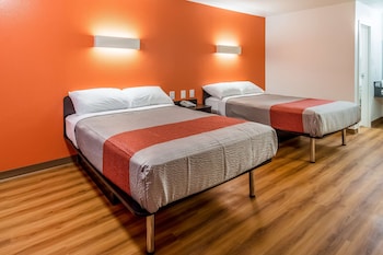 Standard Room, 2 Double Beds, Accessible, Non Smoking