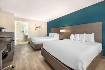 Standard Room, 2 Queen Beds, Accessible, Bathtub