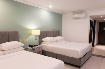 Room, 2 Queen Beds, Non Smoking (Upgrade)