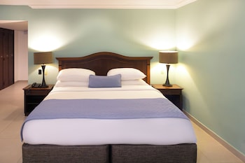 Junior Suite, 1 King Bed, Non Smoking