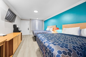 Room, 2 Queen Beds